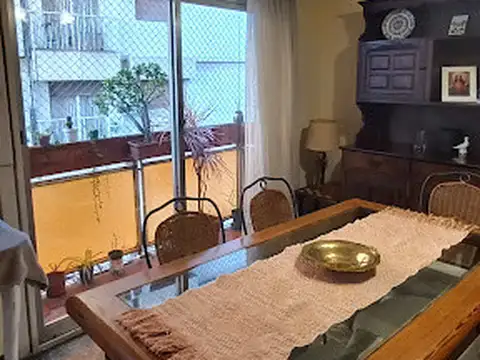 Departamento 4 ambientes con 2 baños