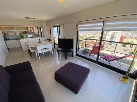 Departamento en Alquiler con 1 cocheras