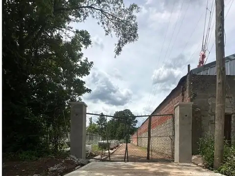 Terreno en Venta 20  mts Fondo