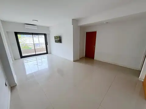 Departamento en Venta en Parque Centenario, USD 240.000