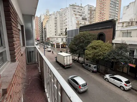 VENTA 2 amb. con Balcón al Frente. OPORTUNIDAD!