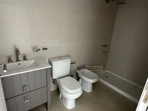 Departamento en Venta al Este