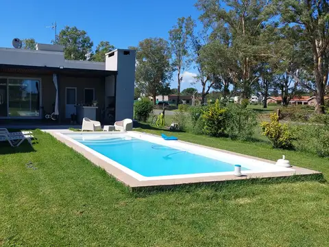 VENTA CASA MINIMALISTA EN BARRIO PRIVADO MONET