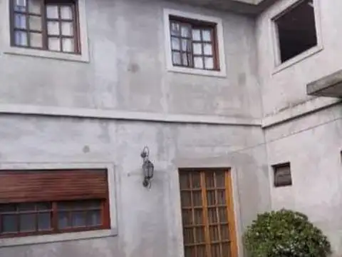 Caseros e/ Avenida Libertador San Martín y Doutor José Marano