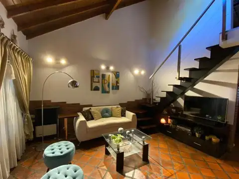 Depto Tipo Casa en Venta de 3 dormitorios