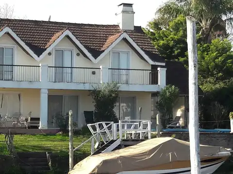 VENTA casa 4 ambientes Boatcenter, Tigre