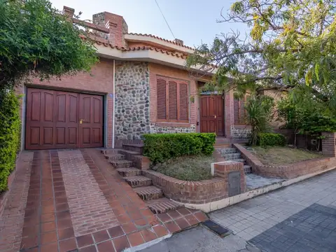 VENTA CASA 4 DOR APTA CRED BO LOMAS SAN MARTIN CBA