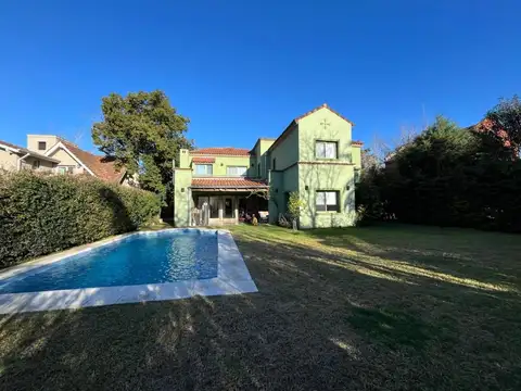 Casa en Alquiler en San Carlos Country Club, USD 2.000