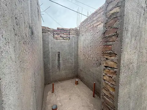 Casa 5 ambientes con 3 baños