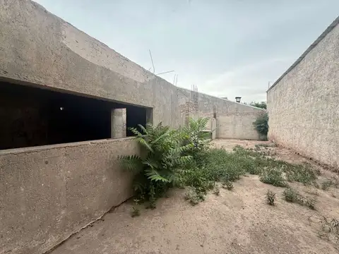 CASA ESQUINA OBRA GRUESA EN VENTA GUTIERREZ MAIPÚ