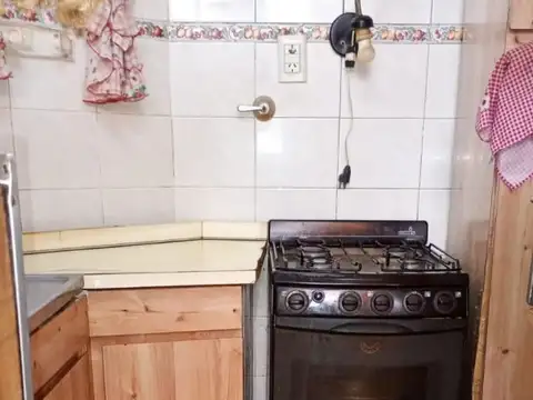 Depto Tipo Casa en Venta en Chacarita, USD 137.000