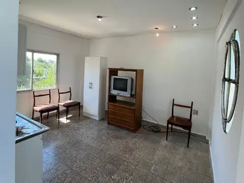 ALQUILER - DPTO 2 AMB