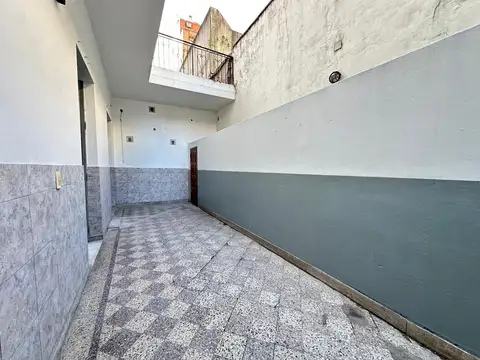 Depto Tipo Casa en Alquiler en Almagro, $ 1.100.000