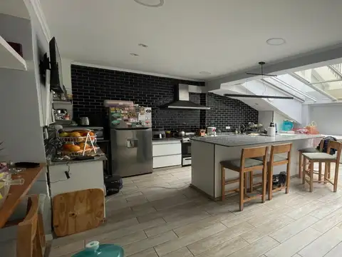 Depto.tipo casa de 5 ambientes en Venta en Caballito