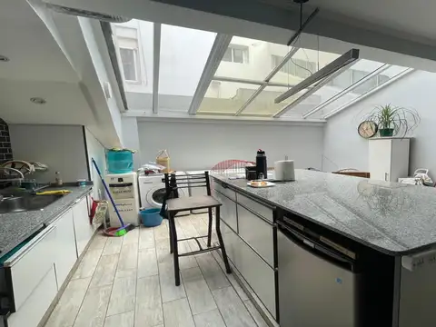 Depto Tipo Casa en Venta de 5 ambientes