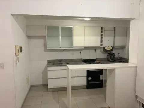 Departamento en Alquiler en Caballito, $ 900.000