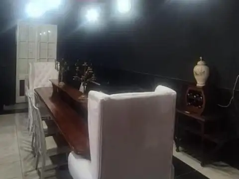 Oficina en Venta en Tanti, USD 385.000