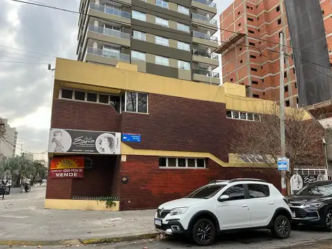 Local en Venta en Lanús Oeste, USD 450.000