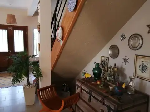 Hermosa Casaquinta en Duggan