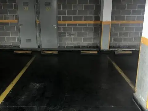 Cochera en Venta Fija