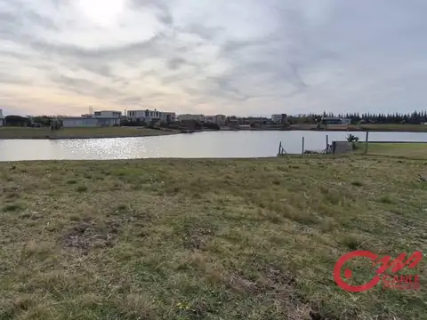 Terreno en Venta 42  mts Fondo