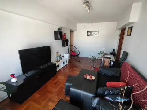 ACUÑA DE FIGUEROA 700