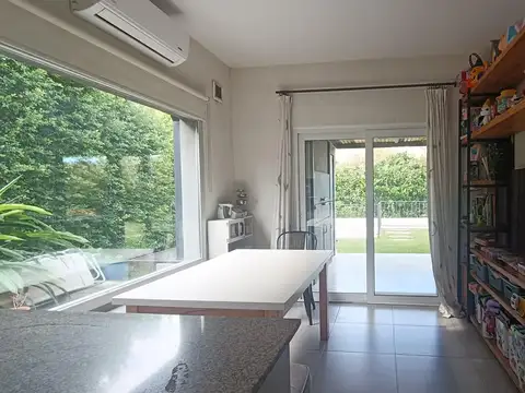 Casa  en Venta en Ayres Plaza, Pilar, G.B.A. Zona Norte