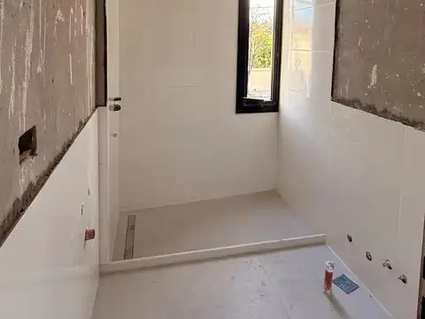 Departamento en Venta en San Isidro Vías / Rolon, USD 170.000