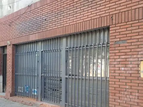 Local Comercial en Pichincha      Ovidio Lagos 49