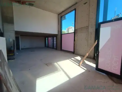Local a Estrenar en Venta – Esquina Estratégica en Colegiales