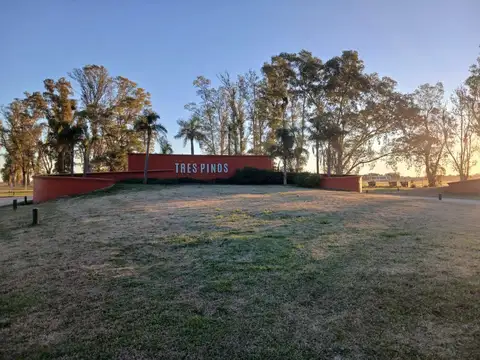 Tres Pinos - Villa de campo