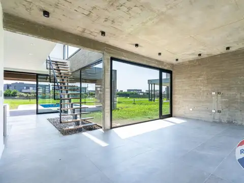 Casa venta Terralagos 3 dormitorios, con piscina.