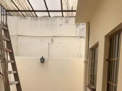 Depto Tipo Casa en Alquiler 50 años