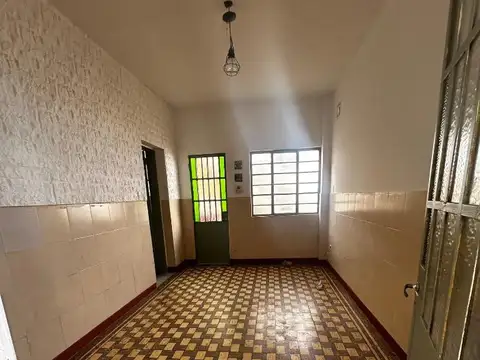 Bahia Blanca 1700 , Piso pb