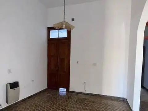 VENDO. Casa en calle Entre Ríos. Concordia, ER.