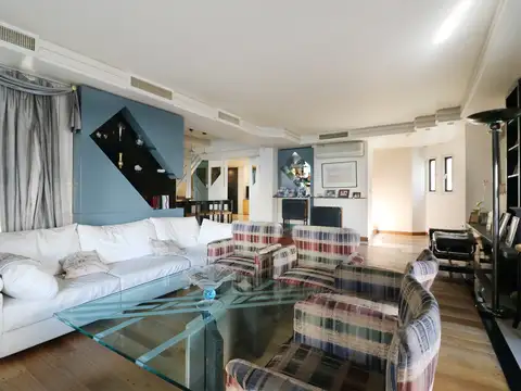 Departamento en Venta de 6 ambientes