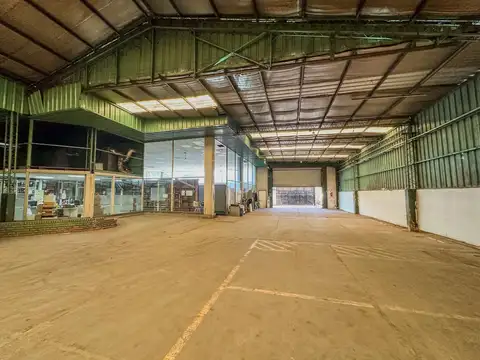 Avda Calchaqui al 1500