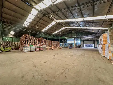 Alquiler - Local con Depósito 2000 m2 - Florencio Varela