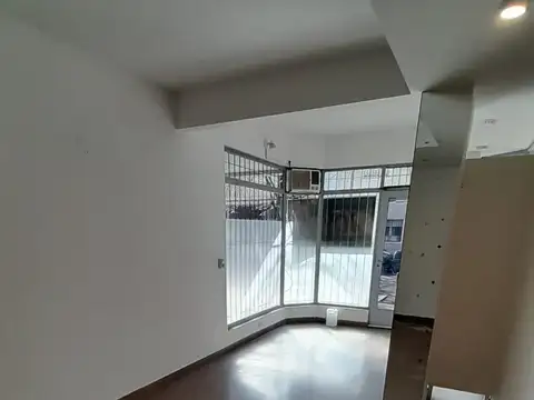 Local comercial 20 m2 Impecable estado 
