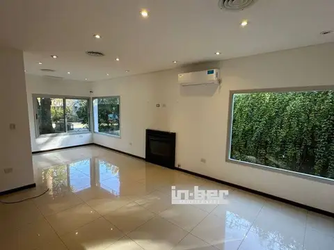 Casa - Venta - Argentina, Berazategui - Calle 63 2289