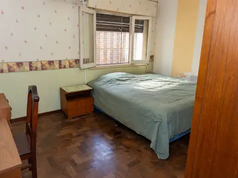 Casa 5 ambientes venta en Adrogué APTA CREDITO