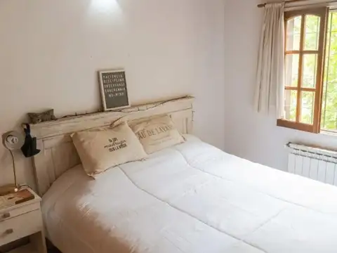 Chalet con Departamento independiente en Venta!