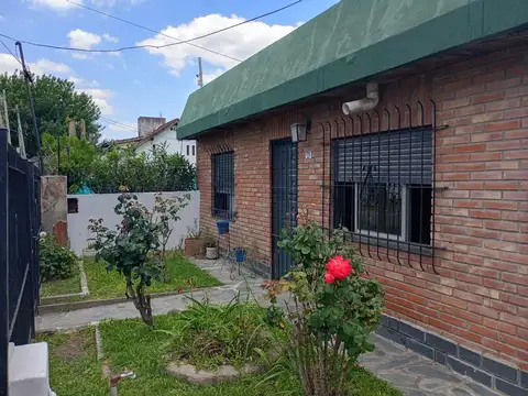 Alquiler casa 3 amb quincho parrilla villa morra.