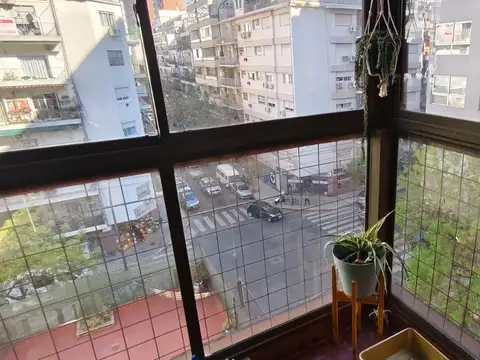 Vidal 2500, Piso 4