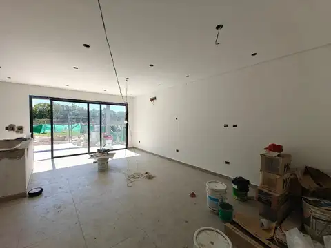 Casa en Venta en Pilar del Este - Santa Lucia, USD 195.000