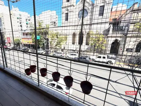 Avenida Jujuy 1200