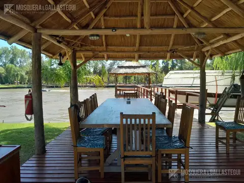 Casa en Venta en Villa La Ñata, USD 880.000