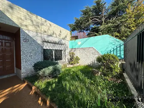 Casa en Alquiler en Ramos Mejía, $ 1.500.000