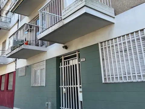 2 amb frente balcón súper lum 1 er piso x esc
