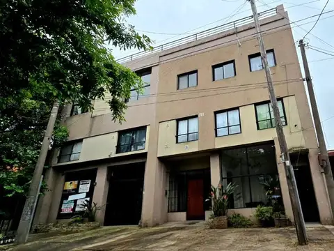 VENTA DE DEPARTAMENTO C. COCHERA EN V. SARMIENTO